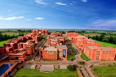 Amity University Noida campus